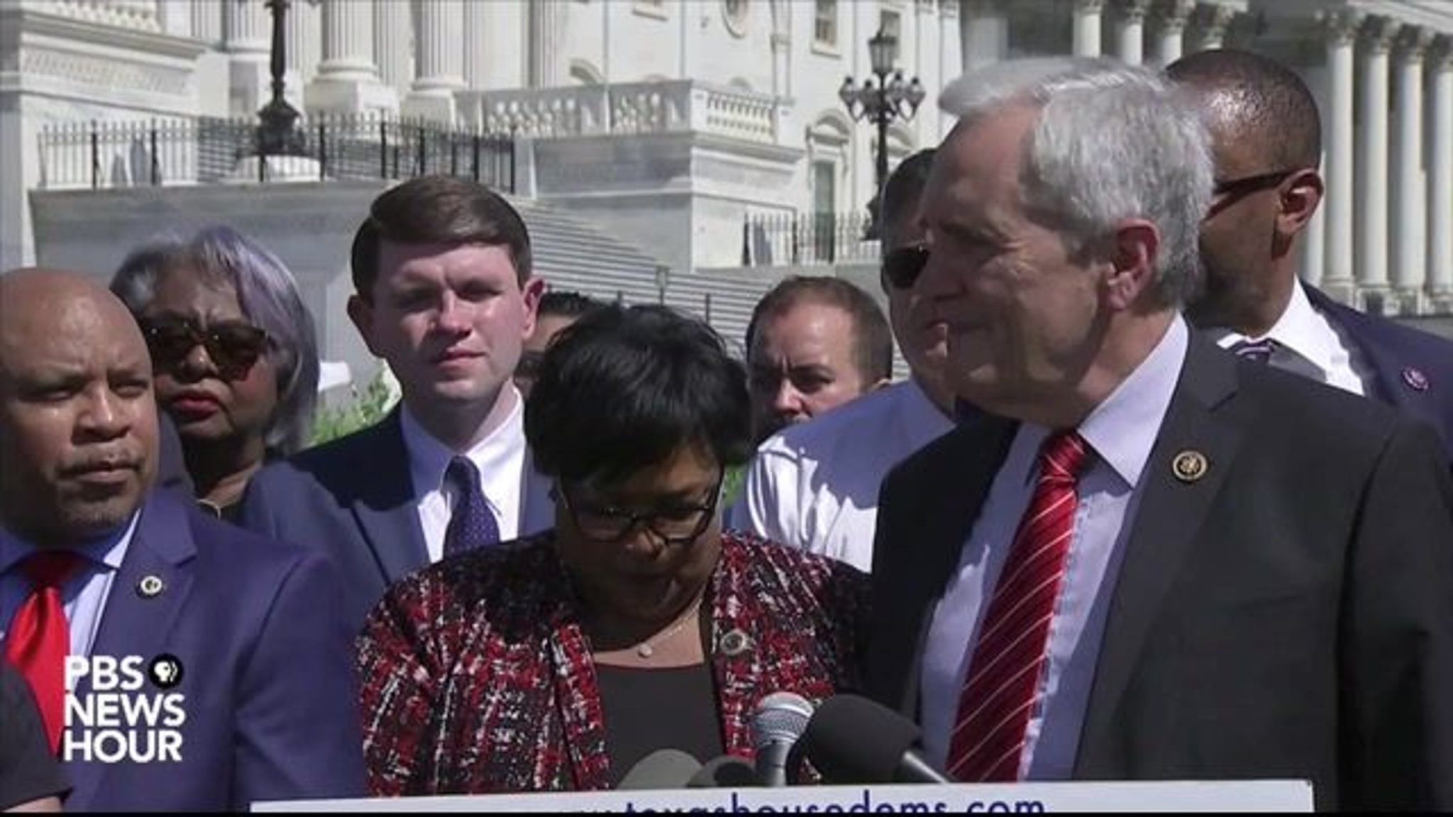 Texas State Democrats sing ‘We Shall Overcome’ in a press conference urging Congress to pass voting rights legislation.