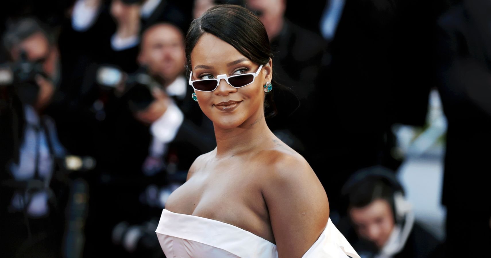 10 Luxurious Mansions Rihanna Has Once Called Home | TheRichest