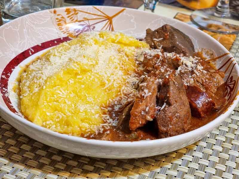 Romanian Tochitura Recipe: A Comforting Culinary Delight - The Romanian Cookbook