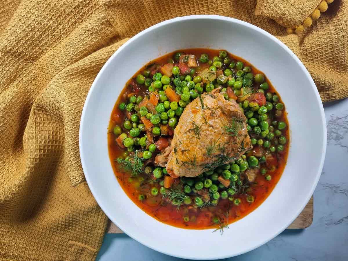 Romanian Peas and Chicken Stew Recipe – Mancare de Mazare cu Pui - The Romanian Cookbook