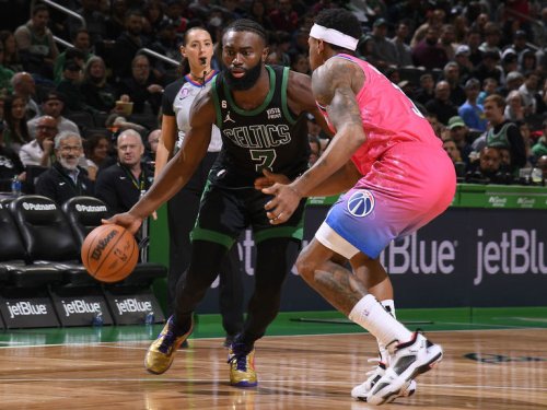 Brown scores 36, Tatum-less Celtics outlast Wizards 130-121