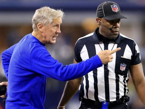 Seahawks' Carroll: Refs called 'way too many penalties' during TNF