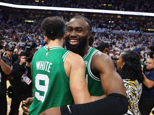 White plays hero as Celtics move within 1 win of historic comeback
