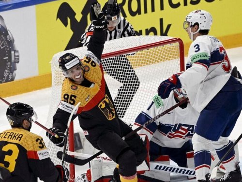 Germany shocks U.S. to set up gold-medal clash with Canada at Worlds