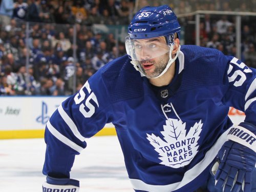 Maple Leafs sign Giordano to 2-year extension with $800K AAV