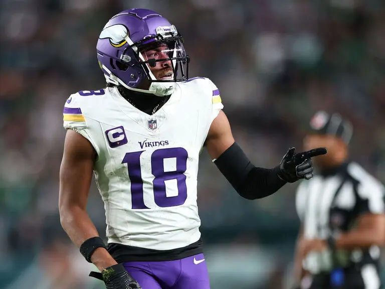 Vikings' Jefferson ties NFL record for fastest to 5K receiving yards