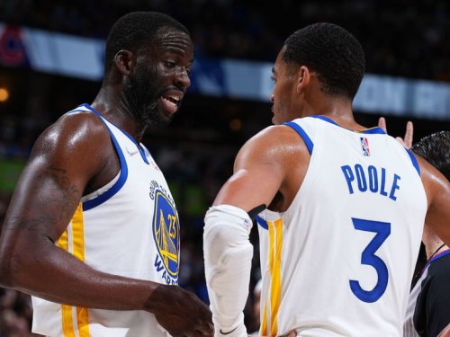 Watch: Draymond socks Poole in practice incident that led to discipline