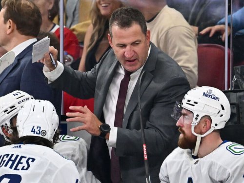 Report: Canucks to name Foote head coach