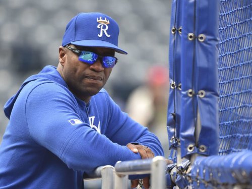 Royals dismiss hitting coach, shuffle staff