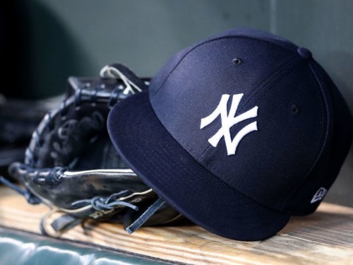 Report: Yankees cut prospect for allegedly stealing equipment, scamming fans