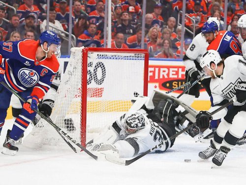 Oilers score 10 seconds after Kings' failed challenge for Game 3 winner