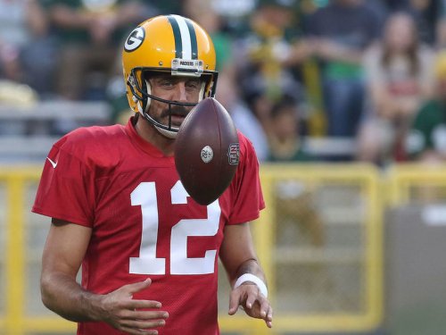 Packers WRs meet with QBs, offensive staff following Rodgers tirade
