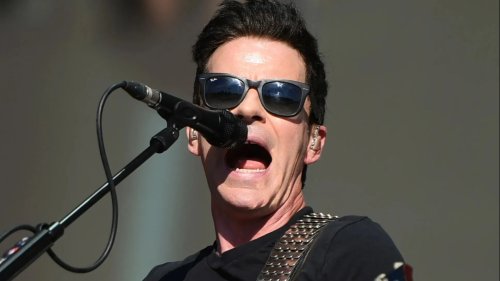 Stereophonics' Kelly Jones on wild life & 'f***ing ridiculous' wedding surprise