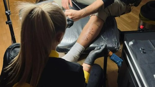 England Lionesses star hints at career change as she shows off tattooing talent