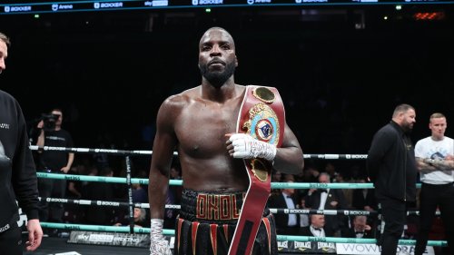 Okolie secures laboured points win over Light amid boos & whistles from O2 crowd