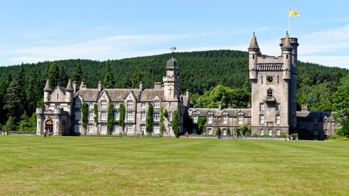 Balmoral to reopen next week so public can enjoy 'peace' of Queen's former home
