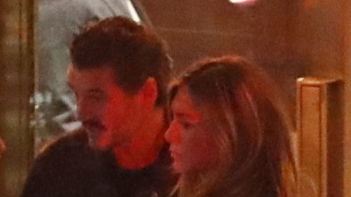 Jennifer Aniston spotted leaving 3-hour dinner 'date' with Pedro Pascal
