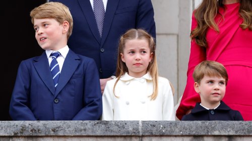 Why George, Charlotte & Louis open Christmas presents before their cousins
