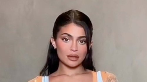 Kylie Jenner Drops Jaws As She Wears Tight Bikini While Star Gets Dressed Flipboard 