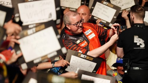 Sick message aimed at Hearts owner Ann Budge aired live at Premier League darts
