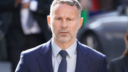 Giggs accused of sleeping with mystery cricketer's wife & plotting threesomes