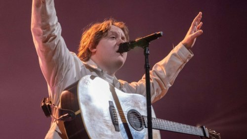 Lewis Capaldi Sparks Cheeky Celtic V Rangers Divide As Fans Left In 