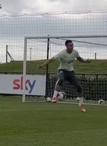 Moment Celtic hero Adam Idah stuns team-mates with back heel finish in training