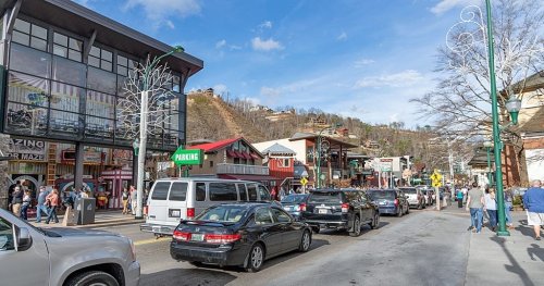 Gatlinburg - cover