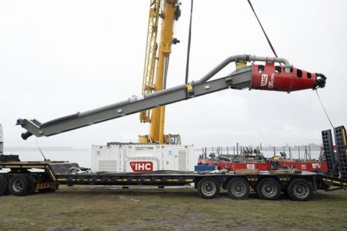 Machine arrives at Cape Town’s Zeekoevlei for dredging to begin