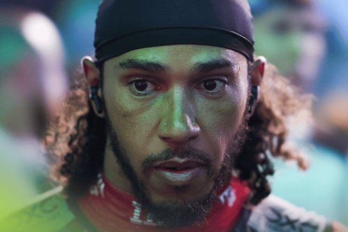 'Slow' Hamilton feeling the pressure at Ferrari