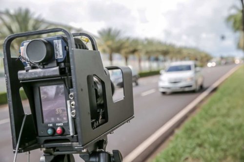 Man caught speeding at 260KM/H, gets banned from driving for 6 MONTHS