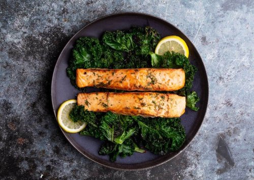 Dinner inspiration: Baked buttery vermouth salmon and kale