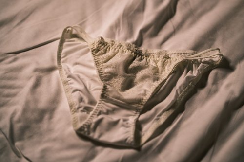 Violence erupts in KZN shop - after panty-less woman blamed for 'foul smell'