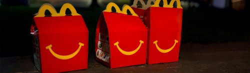 10 American Fast-Food Items That Flopped Overseas & 10 You Can Only Find in America