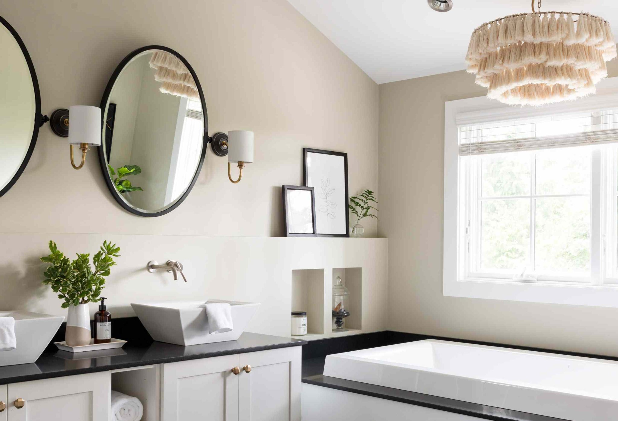 Minimalists Always Buy These 12 Amazon Items to Stay Organized
