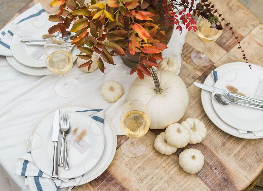Designers Always Buy These Gorgeous Items for Their Fall Tablescapes