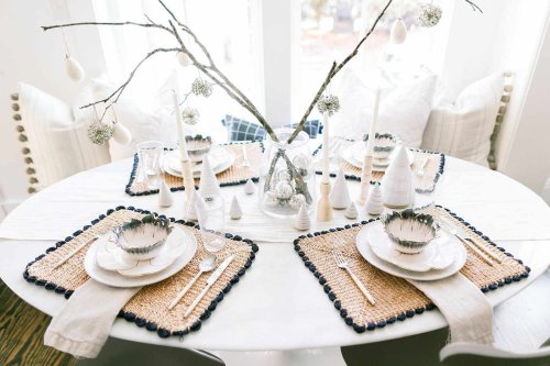 21 Scandi Christmas Decor Ideas for Your Most Stylish and Cozy Holiday Season Ever
