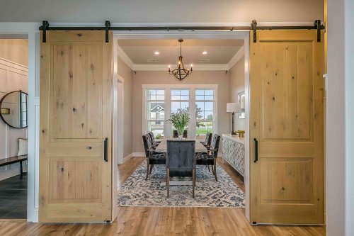 6 Dated Home Decor Pieces You Need to Throw Out ASAP, According to Designers