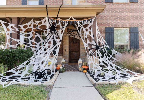 42 Halloween Door Decorating Ideas You Should Make Now to Welcome Trick-Or-Treaters