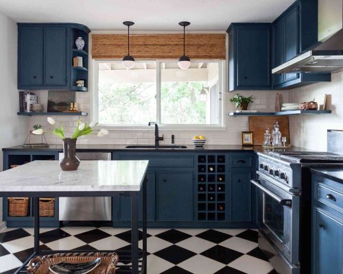 21 Smart L-Shaped Kitchens With Islands Whose Layouts Make Perfect Sense