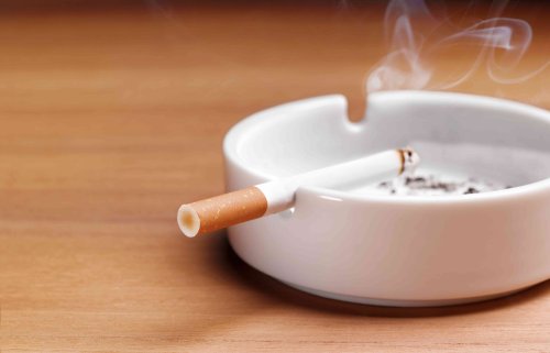Does Your Apartment Smell Like Cigarettes? Here's How to Get Rid of Smoke Smells For Good