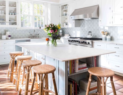6 Tile Colors Designers Always Use, Even in Their Own Homes