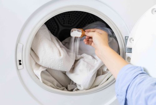 5 Secret Ingredients You Should Use in Your Laundry, According to Experts