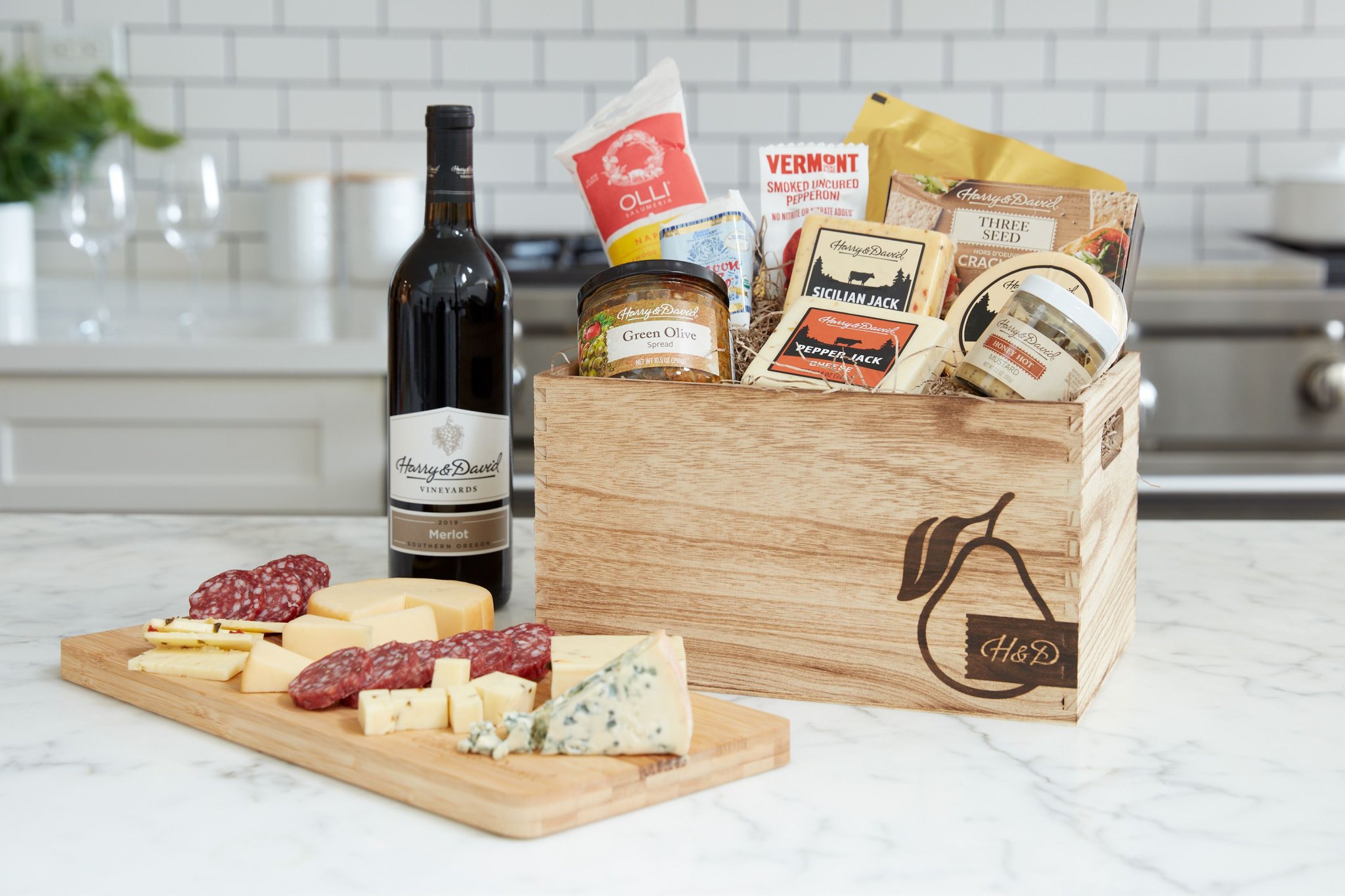A Gift Basket is The Perfect Gift For Any Occasion, These Are The Ones to Buy