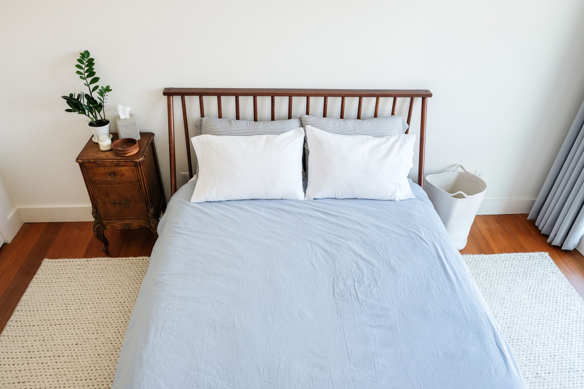 6 Ways to Make More Space Even In The Tiniest Bedroom