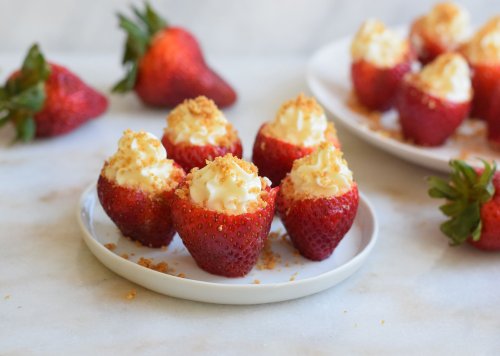 Cheesecake Stuffed Strawberries Are an Easy No-Bake Spring Dessert