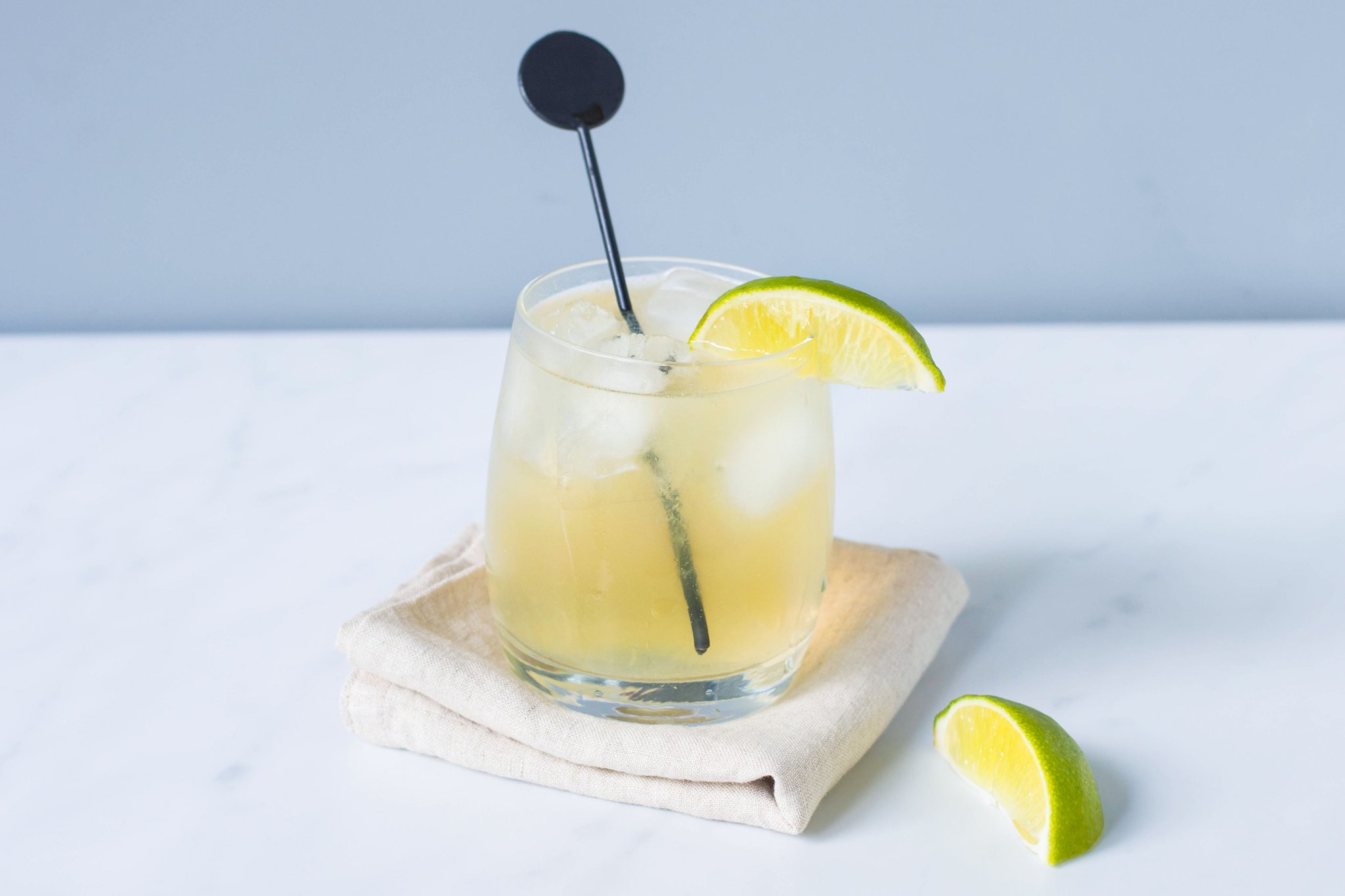Gin and Ginger Beer Meet in the Refreshing Foghorn