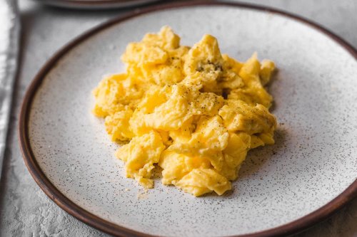 For the Fluffiest Scrambled Eggs, Use a Whisk!
