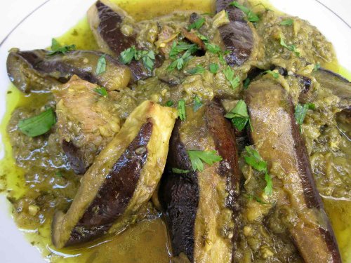 Enjoy the Exotic Flavors of Morocco in This Lamb or Beef Tagine