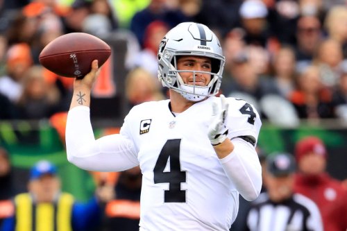 NFL World Reacts To How Much Saints Are Paying Derek Carr Flipboard